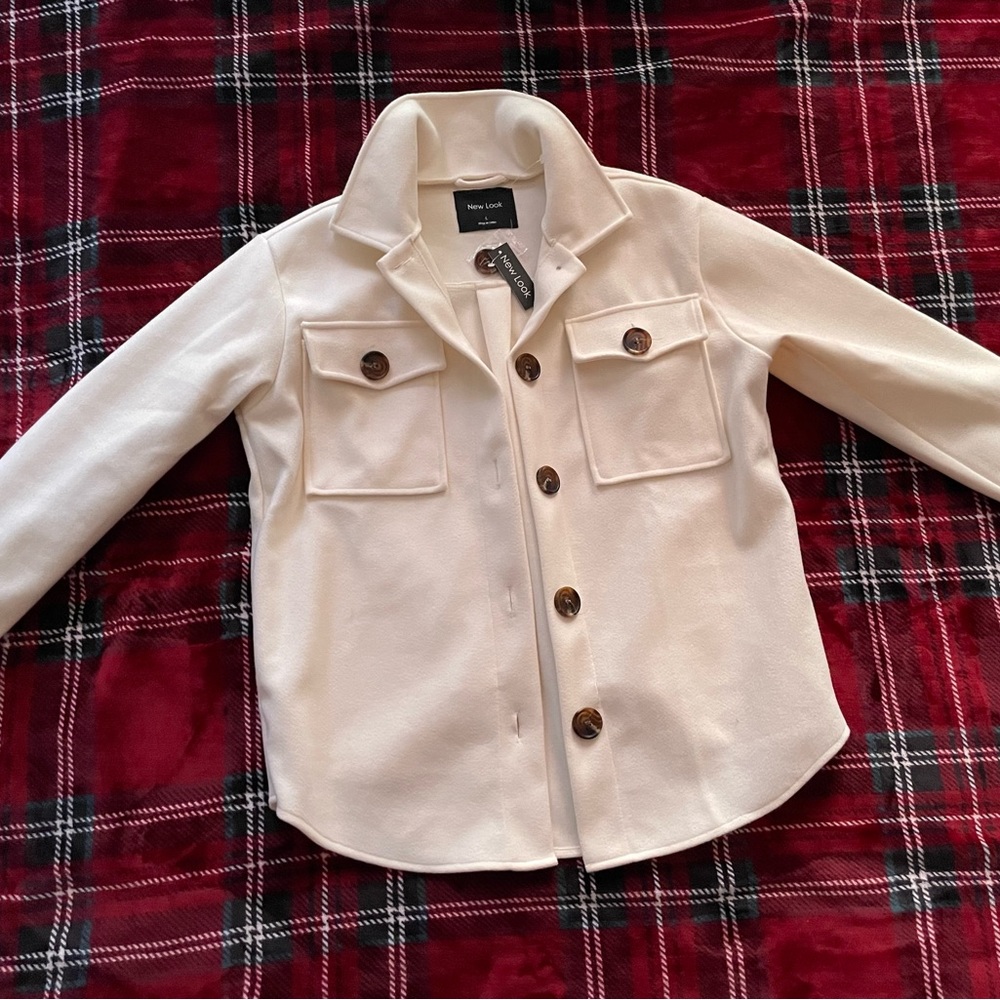 Elegant White Collar Jacket